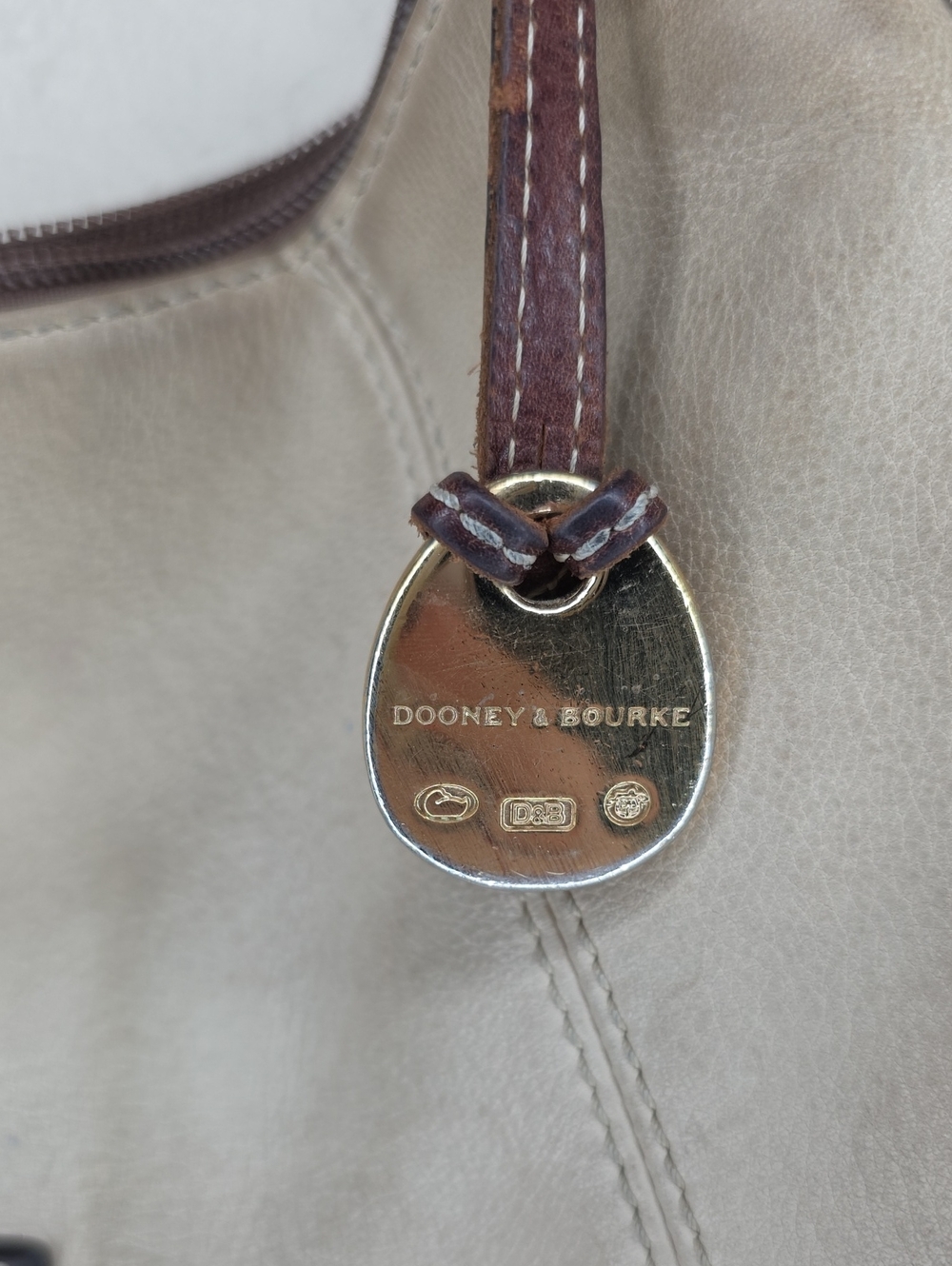 Dooney & Bourke Vintage Cream Hobo Shoulder Bag Medium Women Y2K Boho Luxury - Picture 5 of 17
